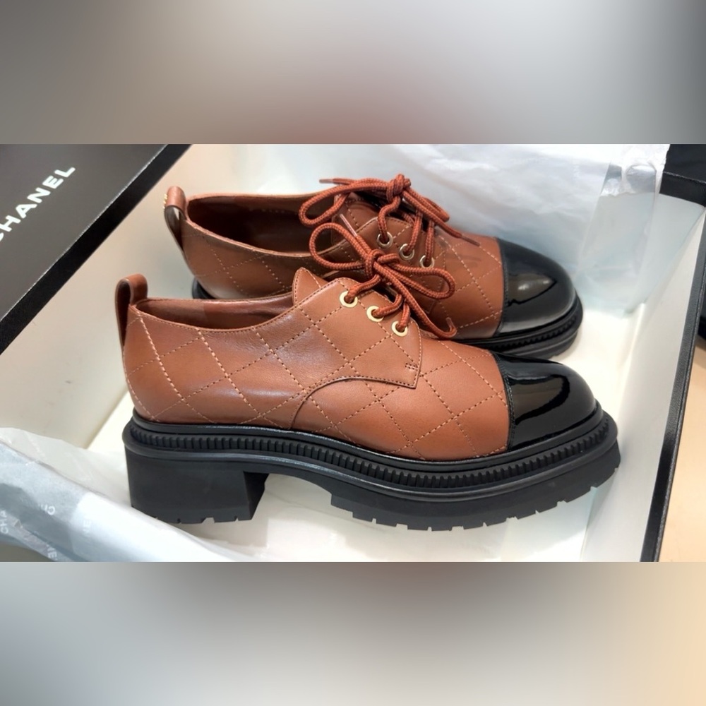 Chanel Lace Up Oxford Loafers size 38